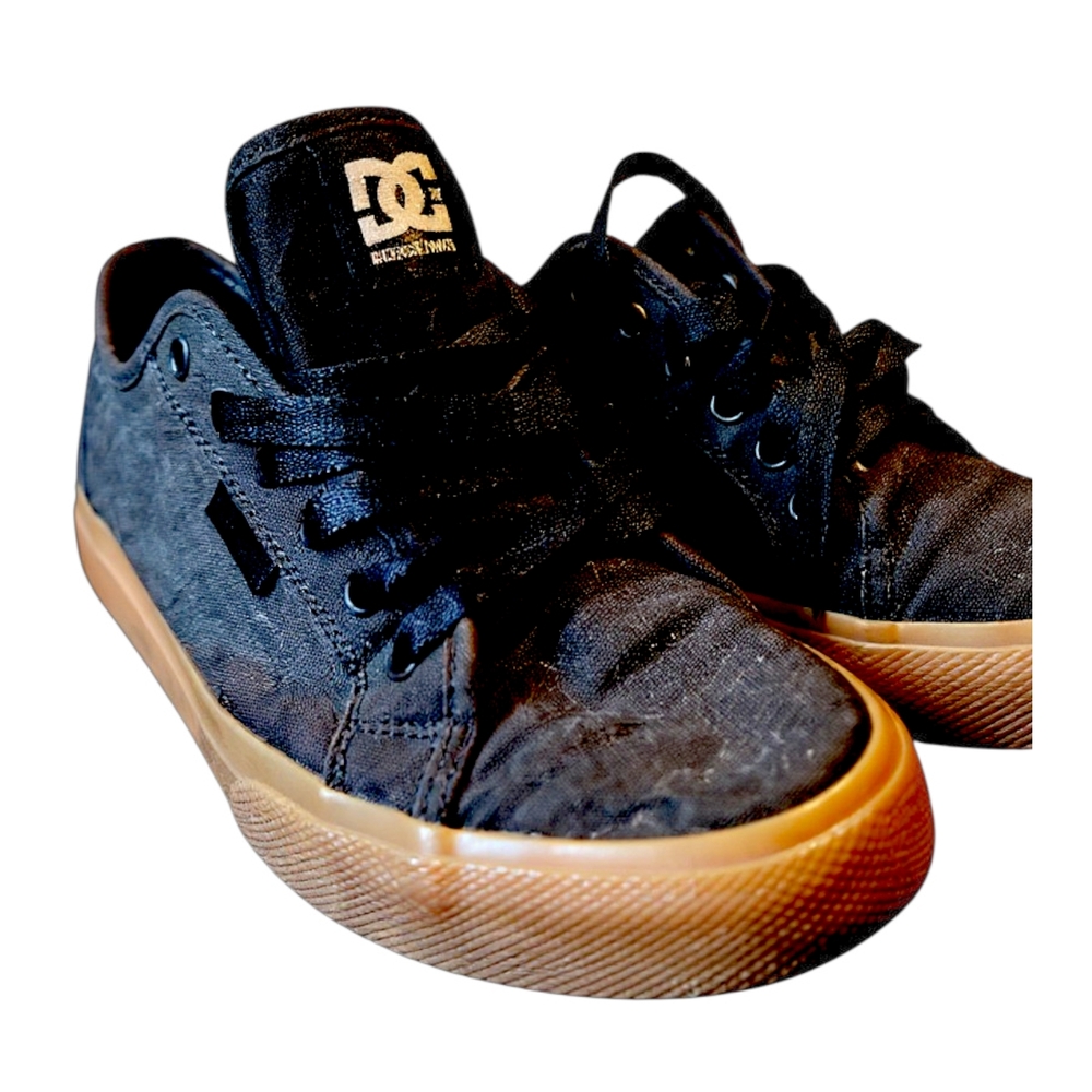 DC Black Skateboarding Footwear